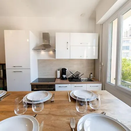 Apartment Climatise Gare St-charles